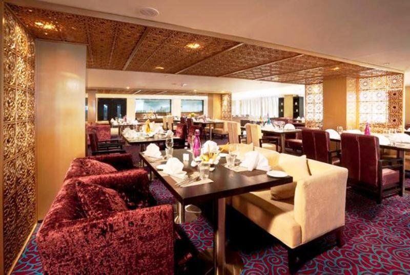 Davanam Sarovar Portico Suites Bangalore Exterior foto